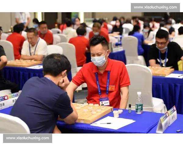 象棋业余比赛精彩纷呈,棋手对决激烈上演智力与策略的巅峰较量